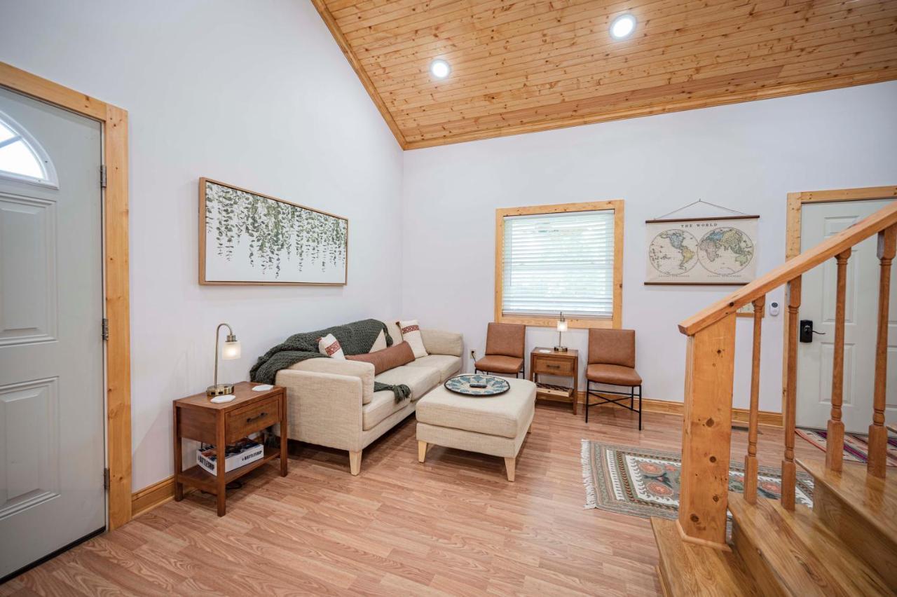 Light And Bright Cabin Close To Pates Ford Marina Smithville Екстериор снимка